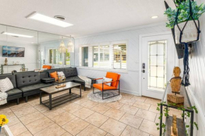 Mid-century Oak Tree Near Downtown Orlando -3beds